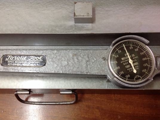 ขายประแจปอนด์ ANTIQUE VINTAGE APCO 1/2" ทั้งชุดพร้อมกล่องเหล็ก ขายประแจปอนด์ ANTIQUE VINTAGE APCO 1/2" ทั้งชุดพร้อมกล่องเหล็ก