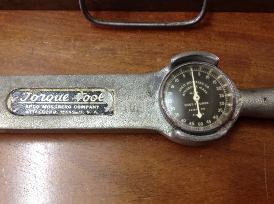 ขายประแจปอนด์ ANTIQUE VINTAGE APCO 1/2" ทั้งชุดพร้อมกล่องเหล็ก ขายประแจปอนด์ ANTIQUE VINTAGE APCO 1/2" ทั้งชุดพร้อมกล่องเหล็ก