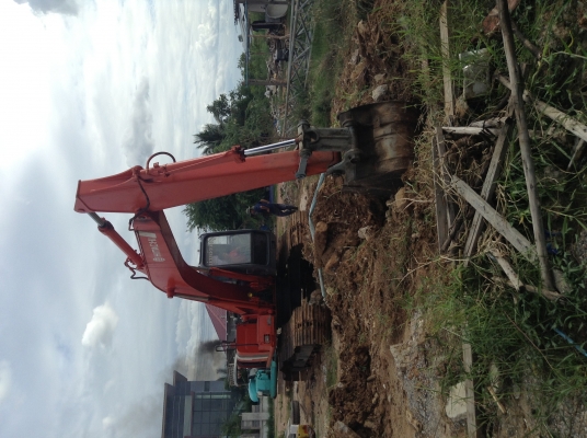 ขายแบคโฮด่วนร้อนเงินเจ้าของของเอง