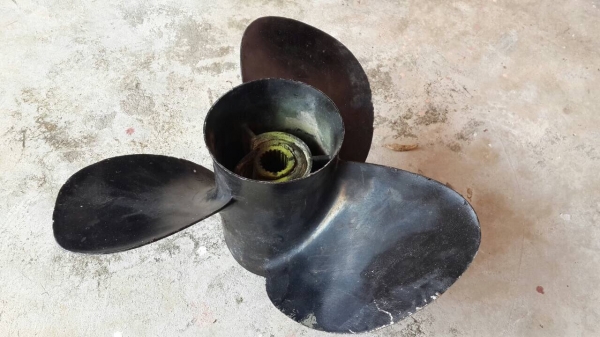 ขายด่วน เครื่องเรือ ดีเซล ขายด่วน เครื่องเรือ ดีเซล