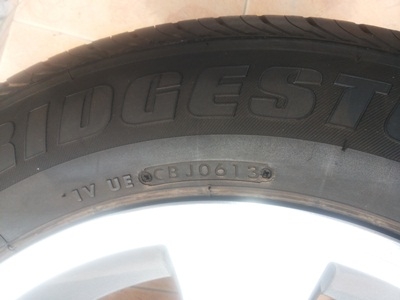 ขายล้อแม็กISUZU GOLD series 16 พร้อมยางปี13 4 ล้อ