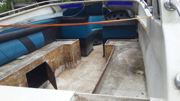 ขายด่วน เรือเร็ว