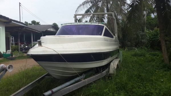 ขายด่วน เรือเร็ว