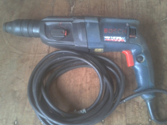 สว่านBosch GBH2-26DFR