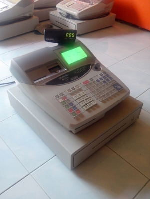 เครื่องบันทึกเงินสด Casio TE-2200 ทั้งหมด 15 เครื่อง