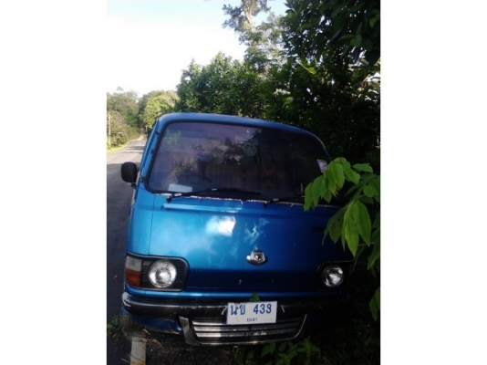 รถตู้หัวแตงโม