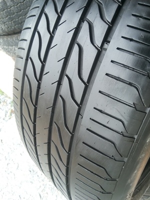 ขายยาง225/50/17 ปี 13มีปี12/1เส้น MICHERLIN PRIMACY LC 1 ชุด