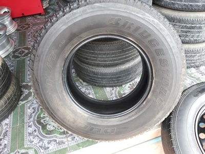 ขายยาง265/70/16 ปี 0513 BRIDGESTONE DUELER HT 840 1 ชุด ขายยาง265/70/16 ปี 0513 BRIDGESTONE DUELER HT 840 1 ชุด