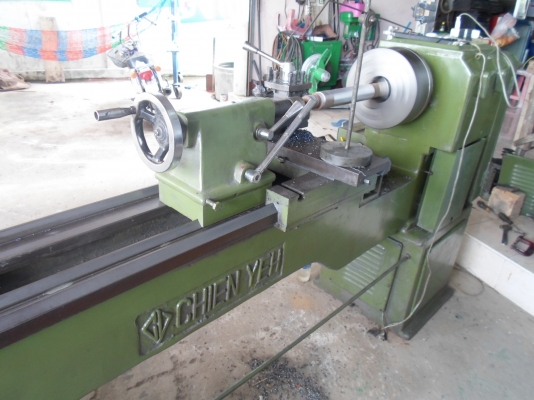 แท่นกลึง 6 ฟุต สภาพสวย 3 เพลา เกียร์ยล็อก พร้อมใช้ ด่วน !!!!  85,000