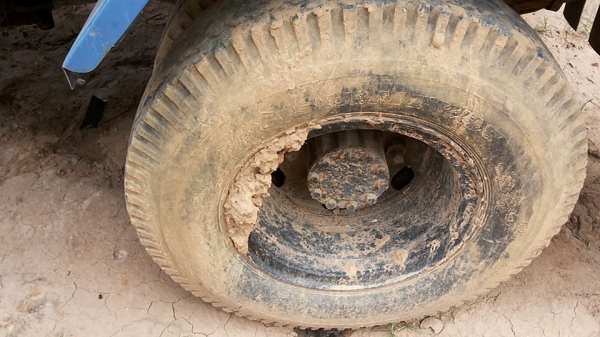 ***ขายแล้วครับขอบคุณ Truck2hand ขาย 6ล้อดั้ม3คิว ISUZU KS12 4BE1-110HP ห้างแท้ วางหัวNPR115(ลงเล่ม) เครื่อง110แรง แน่นๆแห้ง ไม่มีเยิ้ม ช่งล่างใหญ่ Fหน้า-หลัง คัสซีสวยเดิมไม่ปะไม่ดาม มีตามดหน่อยใต้หัวเก๋งฝั่งคนขับ กระบะดั้มเหล็ก4ตัน ยิงหน้า ยาว3.20ม.กว้าง2 ***ขายแล้วครับขอบคุณ Truck2hand ขาย 6ล้อดั้ม3คิว ISUZU KS12 4BE1-110HP ห้างแท้ วางหัวNPR115(ลงเล่ม) เครื่อง110แรง แน่นๆแห้ง ไม่มีเยิ้ม ช่งล่างใหญ่ Fหน้า-หลัง คัสซีสวยเดิมไม่ปะไม่ดาม มีตามดหน่อยใต้หัวเก๋งฝั่งคนขับ กระบะดั้มเหล็ก4ตัน ยิงหน้า ยาว3.20ม.กว้าง2