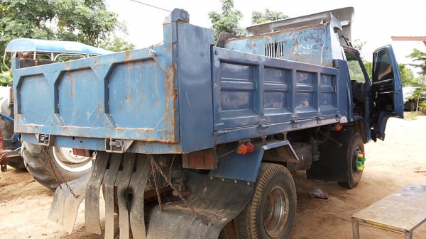 ***ขายแล้วครับขอบคุณ Truck2hand ขาย 6ล้อดั้ม3คิว ISUZU KS12 4BE1-110HP ห้างแท้ วางหัวNPR115(ลงเล่ม) เครื่อง110แรง แน่นๆแห้ง ไม่มีเยิ้ม ช่งล่างใหญ่ Fหน้า-หลัง คัสซีสวยเดิมไม่ปะไม่ดาม มีตามดหน่อยใต้หัวเก๋งฝั่งคนขับ กระบะดั้มเหล็ก4ตัน ยิงหน้า ยาว3.20ม.กว้าง2 ***ขายแล้วครับขอบคุณ Truck2hand ขาย 6ล้อดั้ม3คิว ISUZU KS12 4BE1-110HP ห้างแท้ วางหัวNPR115(ลงเล่ม) เครื่อง110แรง แน่นๆแห้ง ไม่มีเยิ้ม ช่งล่างใหญ่ Fหน้า-หลัง คัสซีสวยเดิมไม่ปะไม่ดาม มีตามดหน่อยใต้หัวเก๋งฝั่งคนขับ กระบะดั้มเหล็ก4ตัน ยิงหน้า ยาว3.20ม.กว้าง2