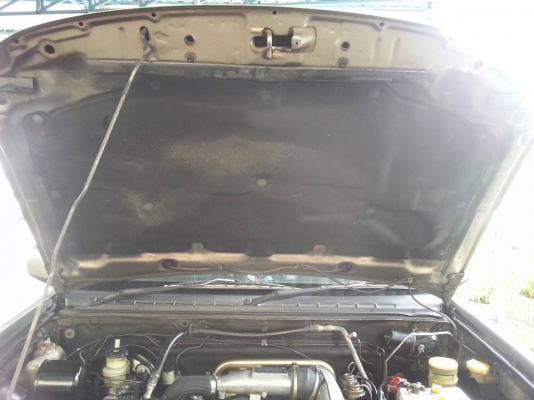 กระบะ ดีแมกซ์ แคป ปี 03 เครื่อง 2500turbo ตัวถังติดเดิม แต่สีมีริ้วรอย