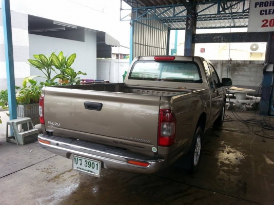 กระบะ ดีแมกซ์ แคป ปี 03 เครื่อง 2500turbo ตัวถังติดเดิม แต่สีมีริ้วรอย