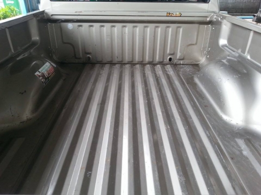 กระบะ ดีแมกซ์ แคป ปี 03 เครื่อง 2500turbo ตัวถังติดเดิม แต่สีมีริ้วรอย