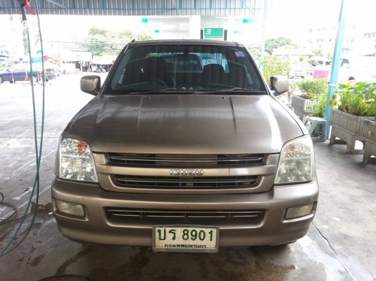 กระบะ ดีแมกซ์ แคป ปี 03 เครื่อง 2500turbo ตัวถังติดเดิม แต่สีมีริ้วรอย