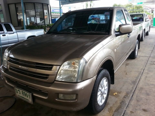 กระบะ ดีแมกซ์ แคป ปี 03 เครื่อง 2500turbo ตัวถังติดเดิม แต่สีมีริ้วรอย