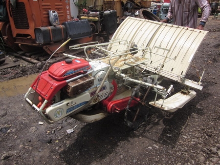 ขาย - รถดำนา ปลูกข้าว เดินตาม 4 แถว MAMETORA: MAP - 4U มือสองเก่านอก พร้อมใช้งาน