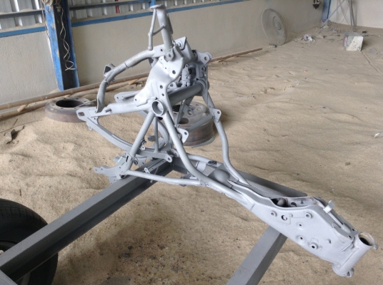 พ่นทราย-ลอกสี-ขัดสนิม