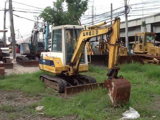 SALE__แบคโฮ Komatsu PC30-6 เก่านอกญี่ปุ่น สภาพสวยเดิมๆ ขายตามสภาพทพร้อมใช้งาน