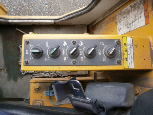 รถบดสั่นสะเทือนญี่ปุ่น 10ตัน SAKAI SV512D 2006y 5,096h ดั้มหนาๆ 2เพลา ปีสูง สต๊อคญี่ปุ่น ผู้ซื้อต้องนำเข้าเอง โอนเงินทั้งหมด