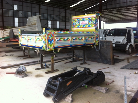 รับต่อกระบะรถบรรทุก และงานอื่นๆตามสั่ง  โทร 081-966-6645