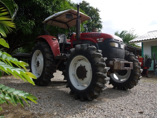 ขายครับ รถไถ แชมป์ MX 954 Turbo 95 แรงม้า สองเพลา ราคาเบาๆ ครับ