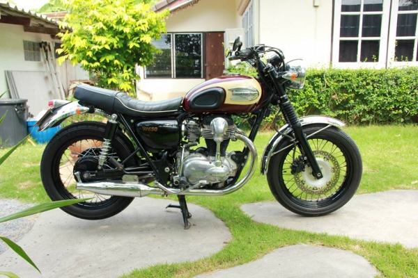 ขาย หรือ แลก Kawasaki W650 ทะเบียนพร้อมโอน