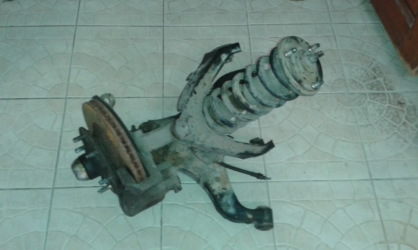 ขายดุมหน้าครบๆ D-MAX