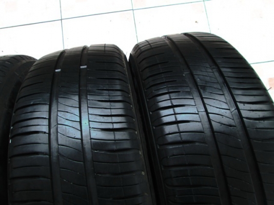 ขายยาง MICHELIN ENERGY XM2 185-60-15 ปี13 งามๆ 1ชุด