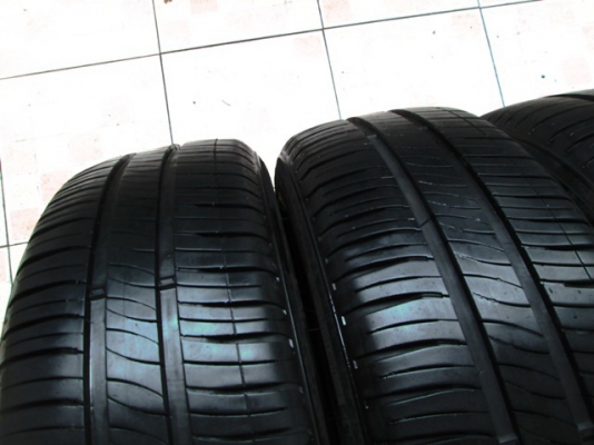 ขายยาง MICHELIN ENERGY XM2 185-60-15 ปี13 งามๆ 1ชุด