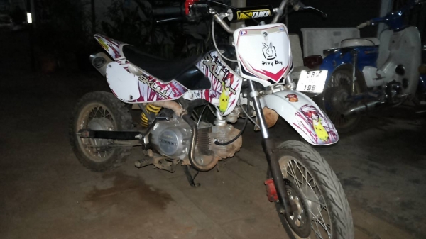 **14,000 บ.ต่อรอง**ขาย มอ'ไซค์ น้อย แต่งสไตล์ วิบาก ราคาเบาๆ สตาร์ทเท้า คลัชมือ ดิสเบรคหน้า ดรัมเบรคหลัง(ดิสหน้าต้องเช็ค) เครื่อง4จังหวะ LIFAN-110 ไดฯล่าง สตาร์ทเท้า เครื่องดี แรงดี เกียร์ดี เข้าง่าย โชคหลังเดี่ยว ล้อ อลูมิเนียม หน้า-หลัง ยางดีทั้ง2เ