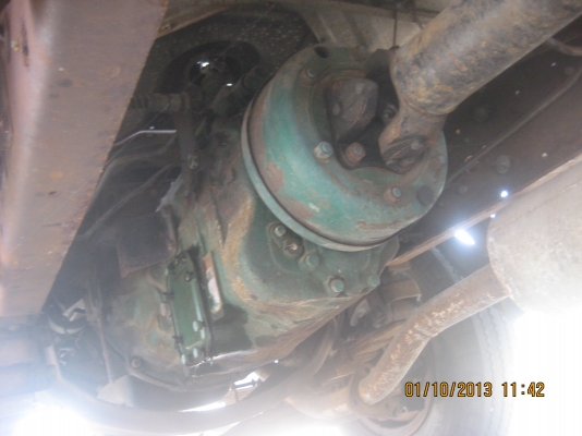 อยากขายรถ ดั้ม 6 ล้อ ยาง 900 /  20