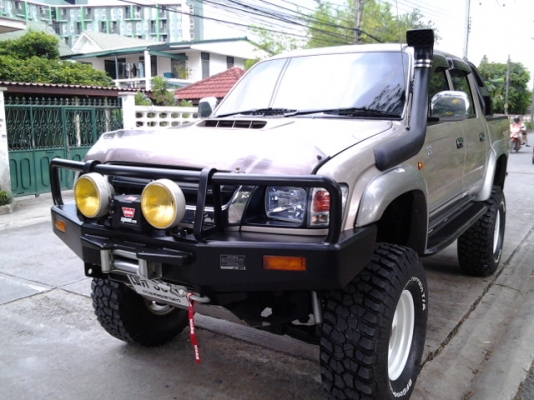 ขายTOYOTA SPORT CRUIS 3.0  4WD G