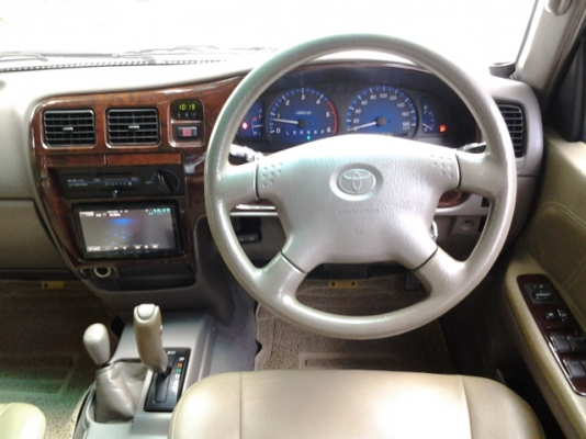 ขายTOYOTA SPORT CRUIS 3.0  4WD G