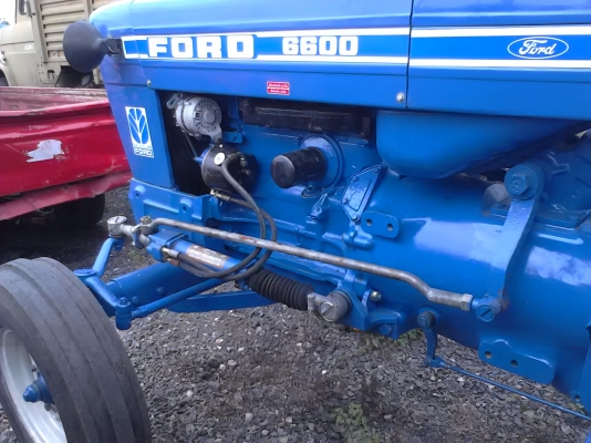 ขายอีกแล้วครับ รถไถ FORD 7810 สวยๆๆ 2เพลาครับ และ FORD 6640 สวยๆๆ 2เพลาครับ