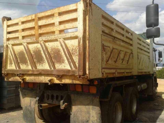 รถอีซูซุ 10 ล้อดั้ม 360 แรงม้า ปี 52  ( รถวิ่ง 14x,xxx  - 15x,xxx กม. )   ( มีขาย 2 คัน )    สนใจติดต่อ 081 - 6079515