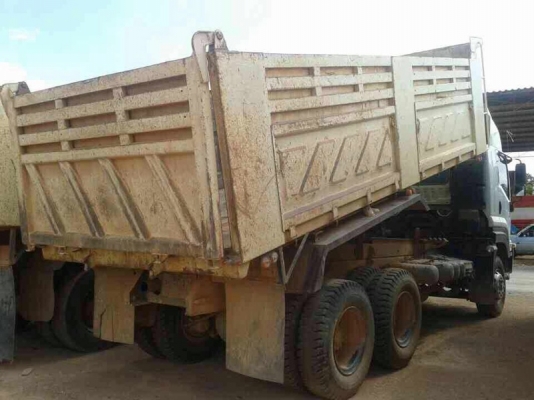 รถอีซูซุ 10 ล้อดั้ม 360 แรงม้า ปี 52  ( รถวิ่ง 14x,xxx  - 15x,xxx กม. )   ( มีขาย 2 คัน )    สนใจติดต่อ 081 - 6079515