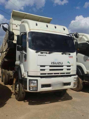 รถอีซูซุ 10 ล้อดั้ม 360 แรงม้า ปี 52  ( รถวิ่ง 14x,xxx  - 15x,xxx กม. )   ( มีขาย 2 คัน )    สนใจติดต่อ 081 - 6079515
