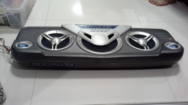 ลำโพงแผงของ Kenwood มือสองจากญี่ปุ่น สภาพสวย เสียงดี ลำโพงแผงของ Kenwood มือสองจากญี่ปุ่น สภาพสวย เสียงดี