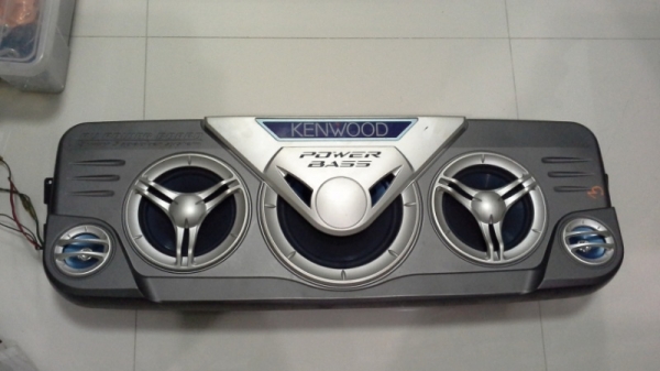 ลำโพงแผงของ Kenwood มือสองจากญี่ปุ่น สภาพสวย เสียงดี