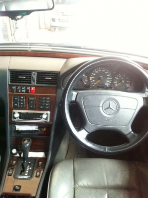 ขายด่วนรถบ้าน BENZ C220