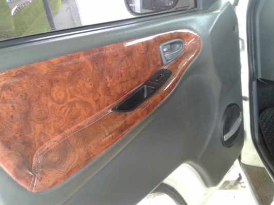 รถตู้เบนท์เครื่องดีเซลรถสวยภายในสวย เอกสารทะเบียนพร้อม