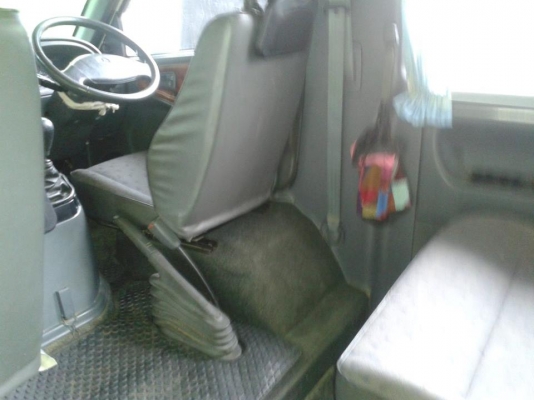 รถตู้เบนท์เครื่องดีเซลรถสวยภายในสวย เอกสารทะเบียนพร้อม