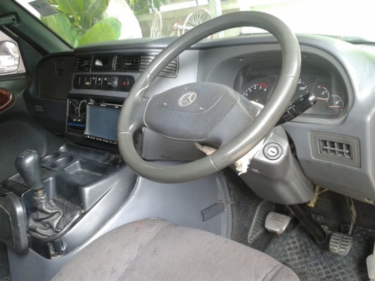 รถตู้เบนท์เครื่องดีเซลรถสวยภายในสวย เอกสารทะเบียนพร้อม