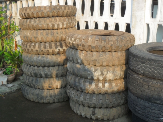 มาใหม่ วันนี้ ยาง 9.00-20 ลายทหาร สวยๆ 4 เส้น ราคา 5900 บาท