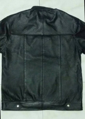 เสื้อหนังคอจีนชาย แขนซิบมีสีดำ/น้ำตาล มีทุกไซส์ครับ