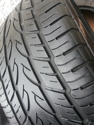 ขายยาง225/40/18 ปี 11 YOKOHAMA Adrive 1 คู่