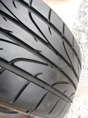 ขายยาง205/45/17 ปี 1410 Pinsotyres 1 คู่ ขายยาง205/45/17 ปี 1410 Pinsotyres 1 คู่
