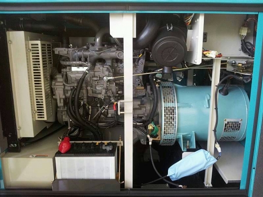 DCA-45ESI : Soundproof type  : 37/38.9kva. by กุ้ง:081-3062283