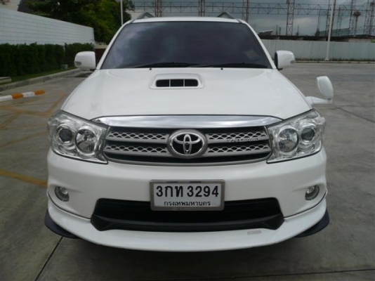 ขาย TOYOTA FORTUNER TRD SPORTIVO III 3.0 V 4WD